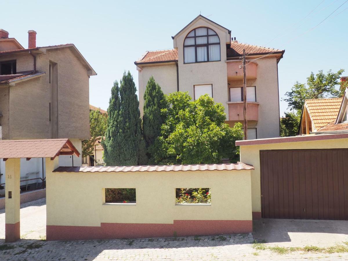 Guest House Stefanovic Vranje Exterior foto